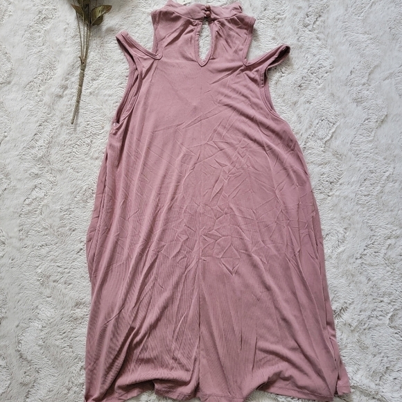 Francescas Alya Cold Shoulder Dusty Pink High Collar Cutout VNeck Dress NWT - Picture 7 of 11